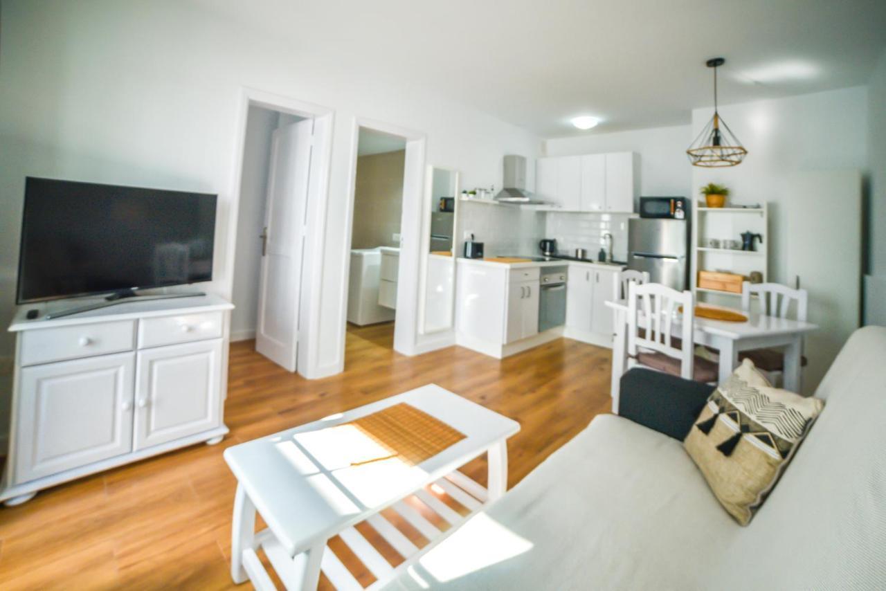 Precioso Apartamento Con Piscina Tías Zewnętrze zdjęcie